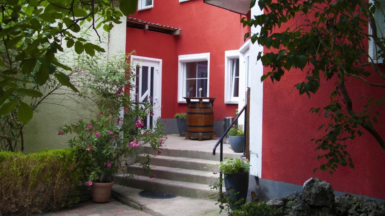 Apartmenthaus Zum Birnbaum Rosstal Exterior foto